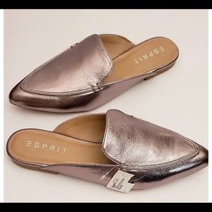 ESPIRIT Metallic Flats